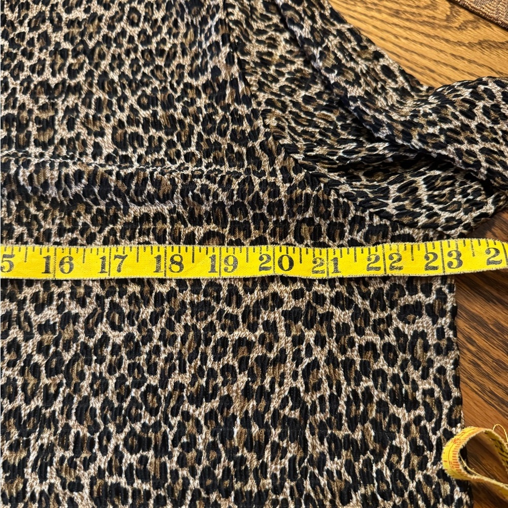 RAFAEL Leopard Patterned Top - Picture 5 of 5
